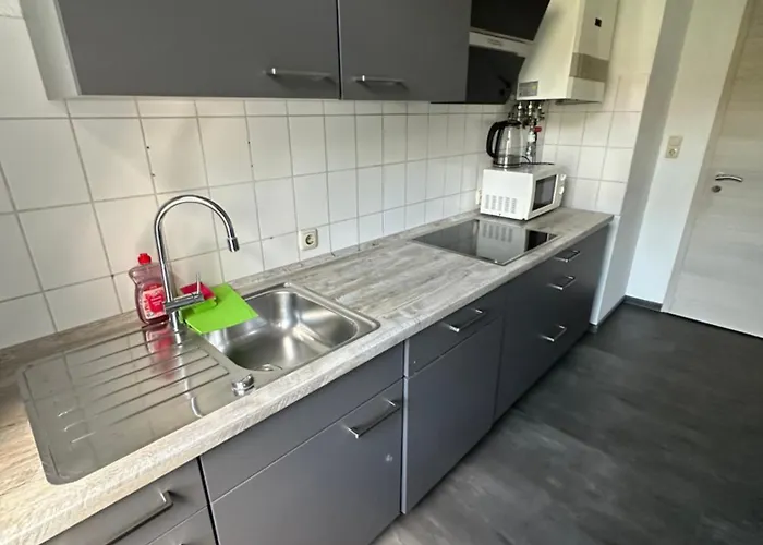 아파트 Fuer 5 Personen In Zentrum *