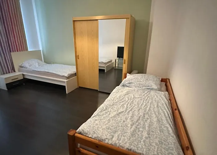 아파트 Fuer 5 Personen In Zentrum *